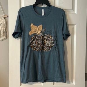 Women’s teal shirt